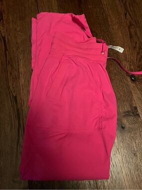 Lululemon Dance Studio Pants - Size 6